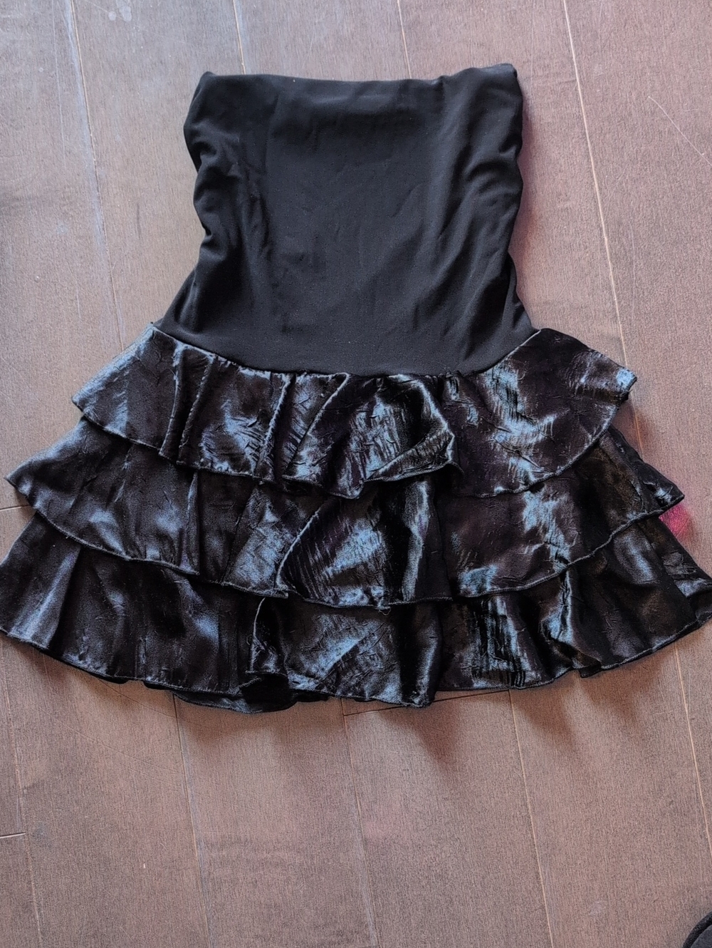 H&M Black Strapless Ruffled Tiered Mini Dress